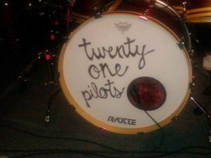12.04.2010 Basement show15.jpg